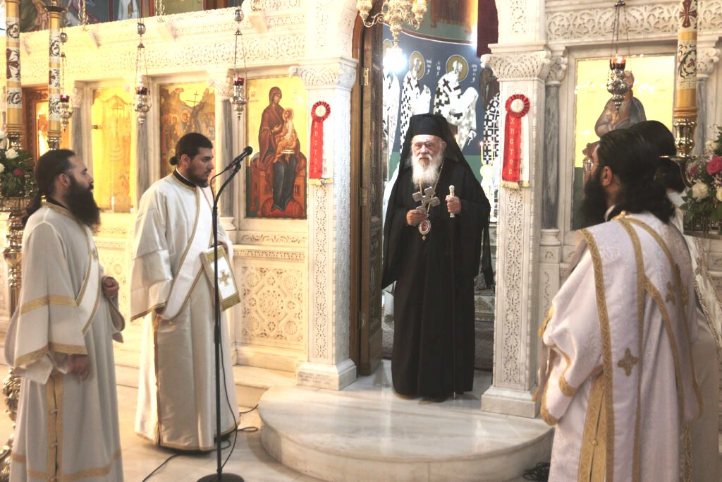Αρχιεπίσκοπος Ιερώνυμος: Εύχομαι να ενώσουμε τον Ελληνισμό, τον Χριστιανισμό και τον αγώνα για την πορεία αυτού του τόπου