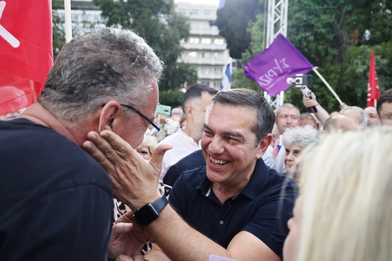 Παρουσία Τσίπρα η ομιλία Κασσελάκη στο Σύνταγμα