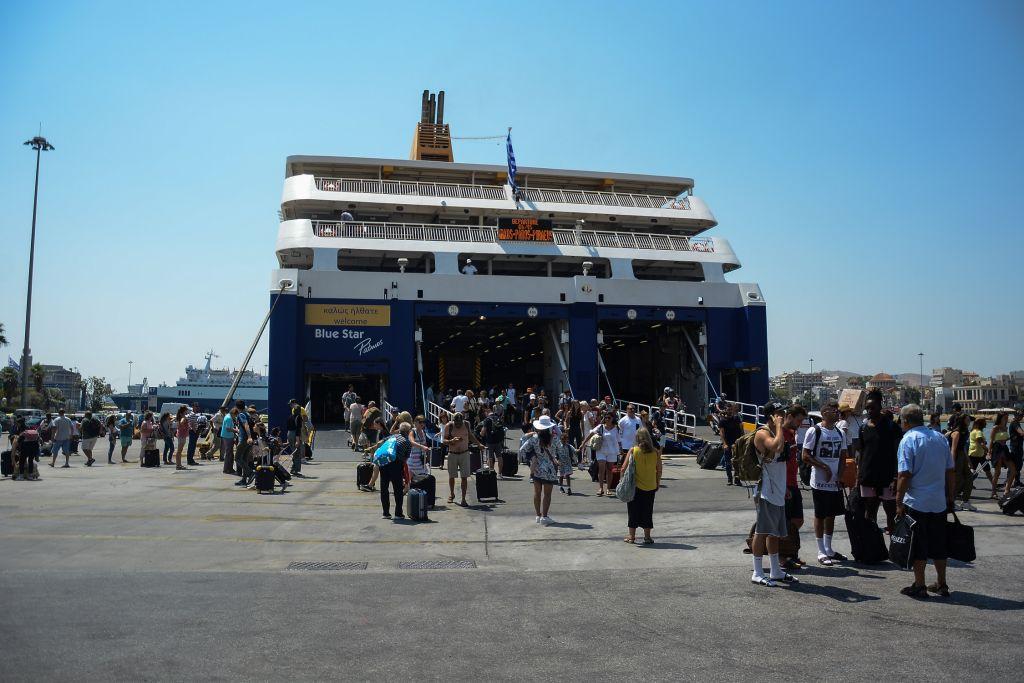 Γερουλάνος: Ως πότε θα συνεχίζεται η οικονομική αιμορραγία της ελληνικής οικογένειας και με τα ακτοπλοϊκά;