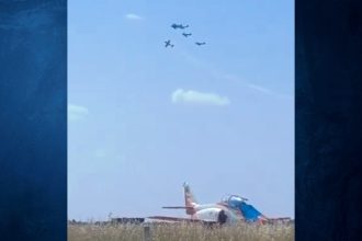 Σύγκρουση αεροσκαφών σε αεροπορικό σόου στην Πορτογαλία, νεκρός ένας πιλότος