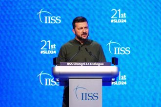 Ζελένσκι: Ο Πούτιν δεν θα σταματήσει ακόμα κι αν το Κίεβο απαρνηθεί το ΝΑΤΟ και τα προσαρτημένα εδάφη