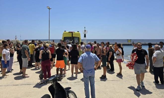 Θρήνος για τον 6χρονο Νικόλα που πνίγηκε στο Ηράκλειο - Έρανος για να γίνει η κηδεία του στην Αλβανία