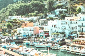 Ιταλία: Οι τουρίστες φτάνουν ξανά στο Κάπρι - Επιλύθηκαν τα προβλήματα με την υδροδότηση