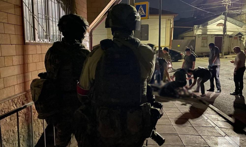 Μακελειό στο Νταγκεστάν: Ακραίοι ισλαμιστές οι τρομοκράτες – Στους 19 οι νεκροί, δεκάδες οι τραυματίες