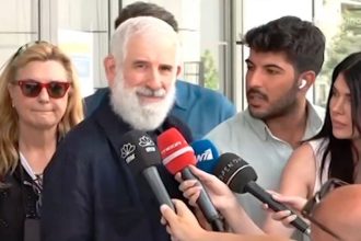 Οι πρώτες δηλώσεις Φιλιππίδη μετά την αναβολή της δίκης: Θα τα πούμε όλα όταν τελειώσει η υπόθεση (ΒΙΝΤΕΟ)