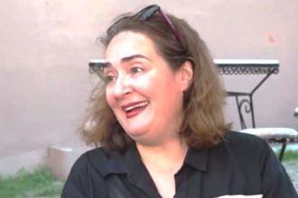 Ελένη Ουζουνίδου: Αποκάλυψε πότε αρχίζουν τα γυρίσματα του «Τι ψυχή θα παραδώσεις μωρή» και τον ρόλο που θα υποδυθεί