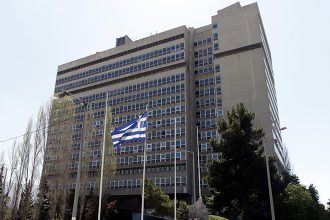 Υπόθεση παρακολουθήσεων: Αιφνιδιαστικός έλεγχος στα αρχεία της ΕΥΠ από αντιεισαγγελέα του Αρείου Πάγου