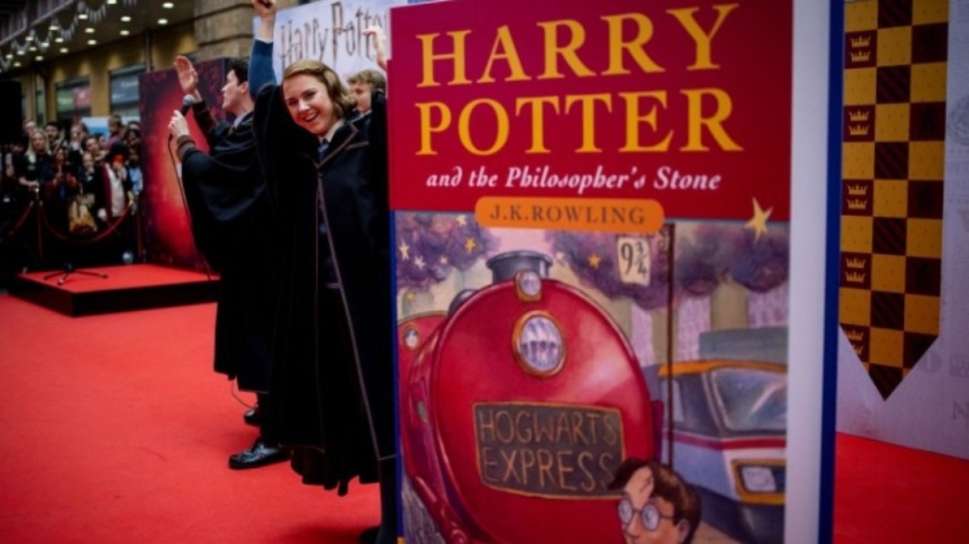 Χάρι Πότερ: Ζωγραφιά για το εξώφυλλο του πρώτου βιβλίου πωλήθηκε σε τιμή ρεκόρ 1,9 εκ. δολαρίων
