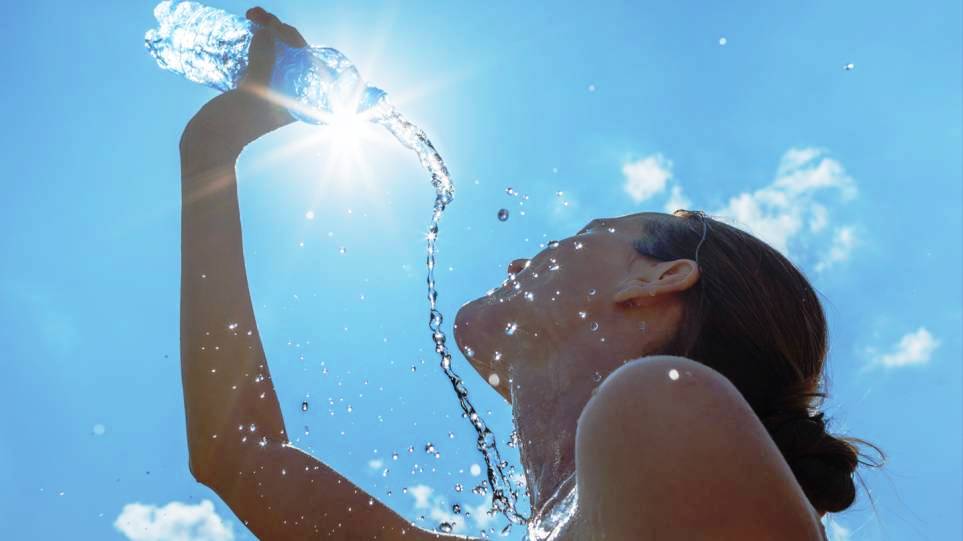 Καιρός: Εισβολή... ζέστης με 37άρια τη Δευτέρα - Πού θα "χτυπήσει κόκκινο" η θερμοκρασία