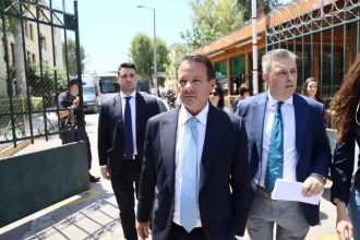 Δικαστικός «εμφύλιος» μετά την απόφαση να αφεθεί ελεύθερος ο Απόστολος Λύτρας (ΒΙΝΤΕΟ)