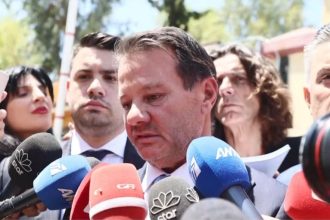 Δήλωση Λύτρα: «Η Σοφία Πολυζωπούλου δεν φέρει καμία ευθύνη για τα χρέη μου - Ήταν άξια σύζυγος και μάνα»