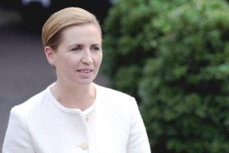 Μέτε Φρεντέρικσεν: Η κοινωνία της Δανίας δυσκολεύεται να αποδεχθεί γυναίκες στην εξουσία
