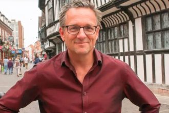 Μάικλ Μόσλεϊ: Πώς τον αποχαιρέτησαν οι Τζέιμι Όλιβερ, Πιρς Μόργκαν και Πίτερ Αντρέ