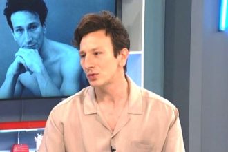 Μιχάλης Σαράντης: Από τότε που έγινα μπαμπάς, έχω μεγαλύτερη έγνοια για το αποτύπωμα που αφήνω