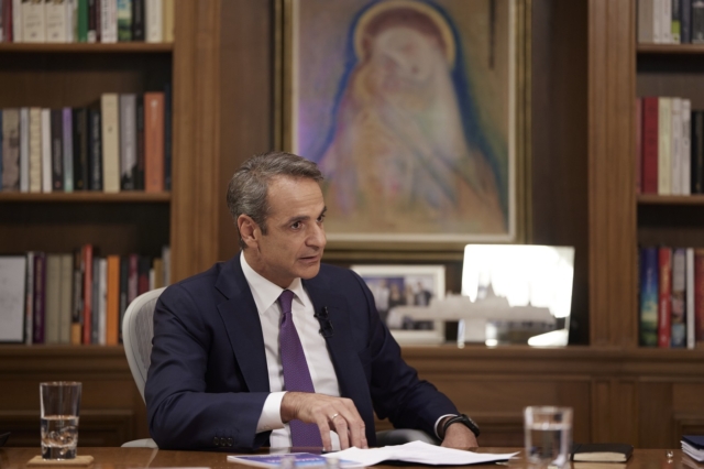 Μητσοτάκης: Αν κάποιοι είδαν τον κόσμο από ψηλά, καιρός να τον δουν κι από χαμηλά