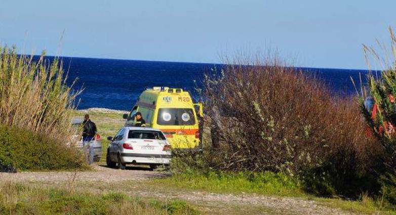 Γυναίκα ανασύρθηκε χωρίς τις αισθήσεις της από παραλία στην περιοχή Κόρφος Κορινθίας