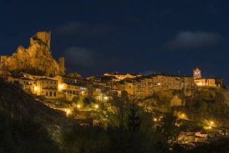 Η μικρότερη «πόλη» της Ισπανίας: Έχει 250 κατοίκους, μικροσκοπικά εστιατόρια και απαγορεύονται τα αυτοκίνητα