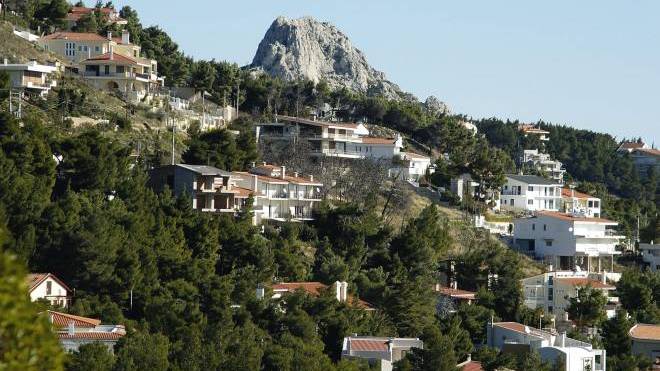 Νέος κανονισμός πυροπροστασίας – Εγκλωβισμένοι εκατομμύρια ιδιοκτήτες ακινήτων