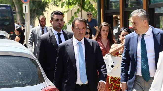 Απόστολος Λύτρας: Γιατί αφέθηκε ελεύθερος ο γνωστός ποινικολόγος παρά τον ξυλοδαρμό της συζύγου του