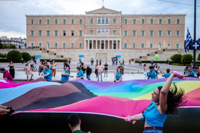 Athens Pride 2024: Γέμισε χρώματα το κέντρο της Αθήνας