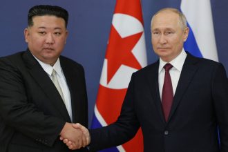 Συμφωνία αμοιβαίας βοήθειας σε περίπτωση επίθεσης από άλλη χώρα υπέγραψαν Πούτιν και Κιμ Γιονγκ Ουν