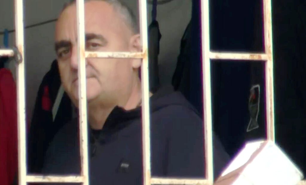 Φρέντη Μπελέρης - ΥΠΕΞ: Η Αλβανία έχει υποχρέωση να τον αφήσει να ορκιστεί ευρωβουλευτής