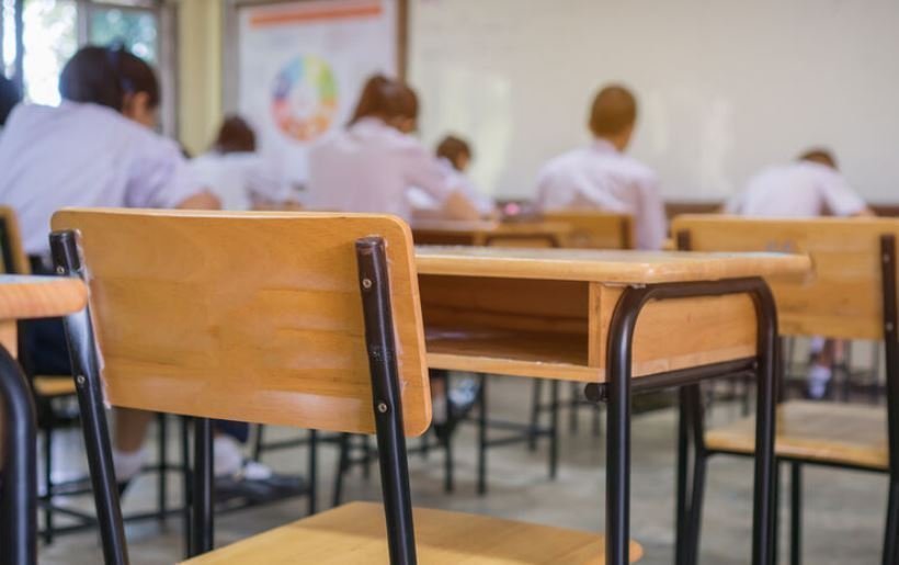 Επιπλέον μάθημα οικονομίας στην Α' Λυκείου από τον Σεπτέμβριο 2025 ανακοίνωσε ο Πιερρακάκης