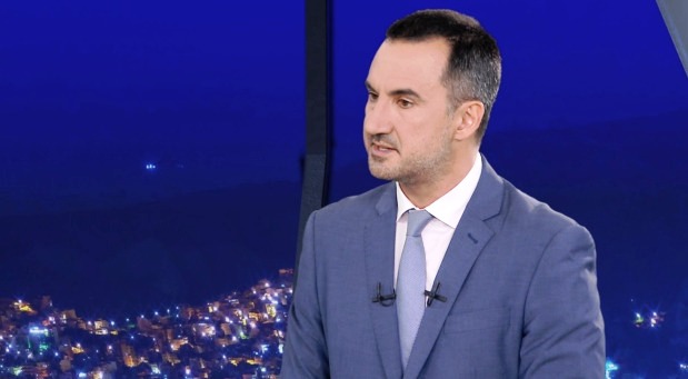 Αλέξης Χαρίτσης: «Αν δεν υπήρχε ο κ. Κασσελάκης θα έπρεπε ο κ. Μητσοτάκης να τον είχε εφεύρει»