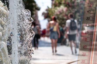 Νέο έκτακτο Δελτίο Καιρού: Ποιες περιοχές θα "ψηθούν" - Την Πέμπτη η κορύφωση του καύσωνα