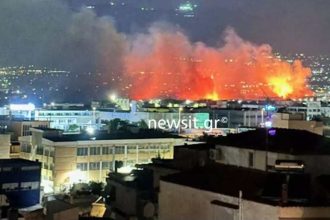 Φωτιά στην Αθήνα – Κάηκαν εργοστάσιο πλαστικών και εργοστάσιο χάρτου – Ήχησε το 112