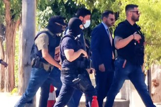 Στο «κάδρο» δύο πρόσωπα για την εκτέλεση του τοπογράφου στο Ψυχικό - Στη Μύκονο οι απαντήσεις για το κίνητρο (ΒΙΝΤΕΟ)