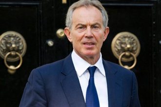 Σε διαθεσιμότητα ο αστυνομικός της Μυκόνου Πασχάλης Καλλιμάνης