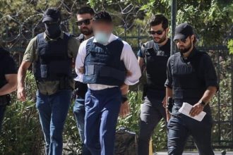 Ο 44χρονος έφευγε για διακοπές στην Κύθνο μετά τη δολοφονία του τοπογράφου - Πήρε προθεσμία για να απολογηθεί την Πέμπτη