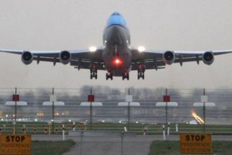 Παγκόσμιο μπλακ άουτ: Προβλήματα σε πτήσεις, τηλεπικοινωνίες και συναλλαγές από βλάβη στην Microsoft και τα Windows