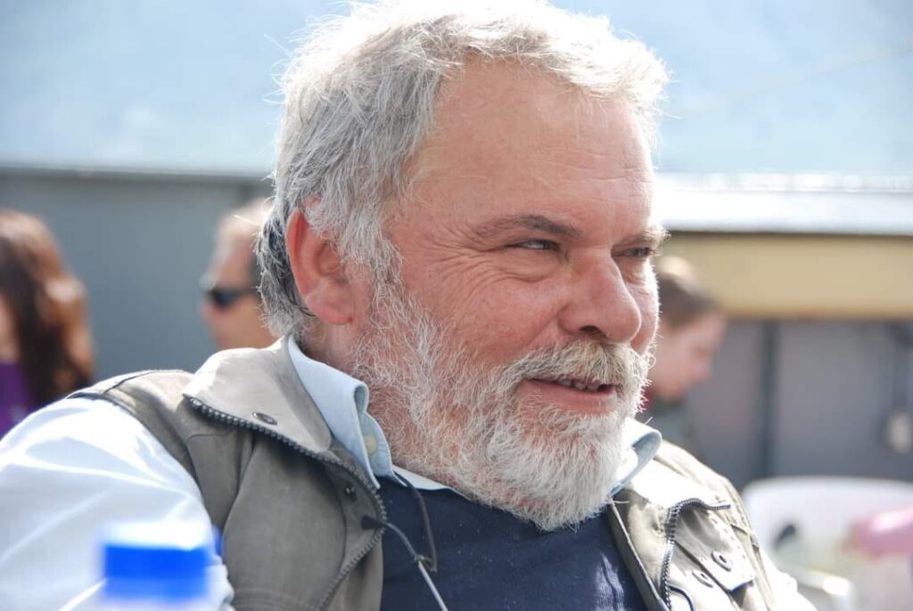 Πέθανε ο γνωστός αρχαιολόγος Μιχάλης Ανδριανάκης