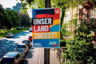 Γερμανία: «Στρατός τρολ» υπό ρωσική καθοδήγηση υποστήριζε με αναρτήσεις την AfD