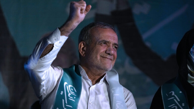 Ιράν: Νέος πρόεδρος ο Μασούντ Πεζεσκιάν