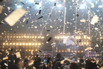 "Δεν έχω φοροδιαφύγει, δεν με κάλεσαν ποτέ για εξηγήσεις", λέει ο τραγουδιστής που δεσμεύτηκε η περιουσία του για φοροδιαφυγή