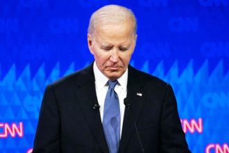 Εκλογές στις ΗΠΑ: Δημοκρατικός βουλευτής για πρώτη φορά ζήτησε από τον Μπάιντεν να αποσυρθεί μετά το ολέθριο ντιμπέιτ