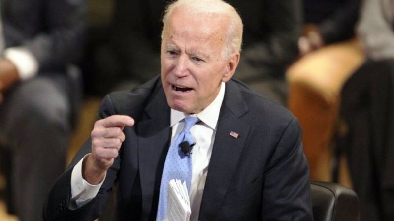 Θα εξέταζα το ενδεχόμενο να αποσυρθώ, αν υπήρχε ιατρικός λόγος, λέει ο Μπάιντεν