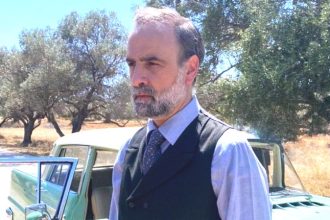 Δημήτρης Παπανικολάου για τον ρόλο του στη νέα σειρά Άγιος έρωτας: Μου τράβηξε την προσοχή το πολύπλοκο του χαρακτήρα