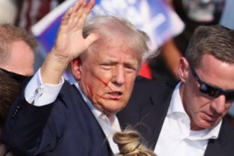 Ντόναλντ Τραμπ: "Να παραμείνουμε ενωμένοι και να μην αφήσουμε να νικήσει το κακό" - Νέα ανάρτηση μετά την απόπειρα δολοφονίας του