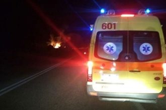 22χρονος απανθρακώθηκε στο αυτοκίνητό του μετά από πρόσκρουση σε δέντρο