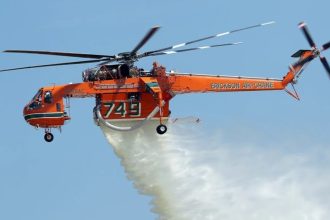 Απανθρακωμένη σορός βρέθηκε μέσα σε αυτοκίνητο στη Λέσβο - Φωτιά σε αγροτοδασική έκταση