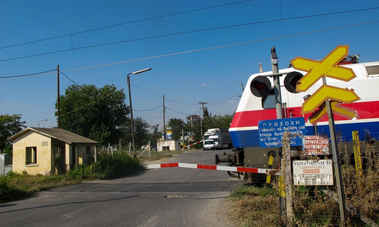 Τραγωδία: Ανασύρθηκε νεκρός άνδρας από τις γραμμές του ΟΣΕ