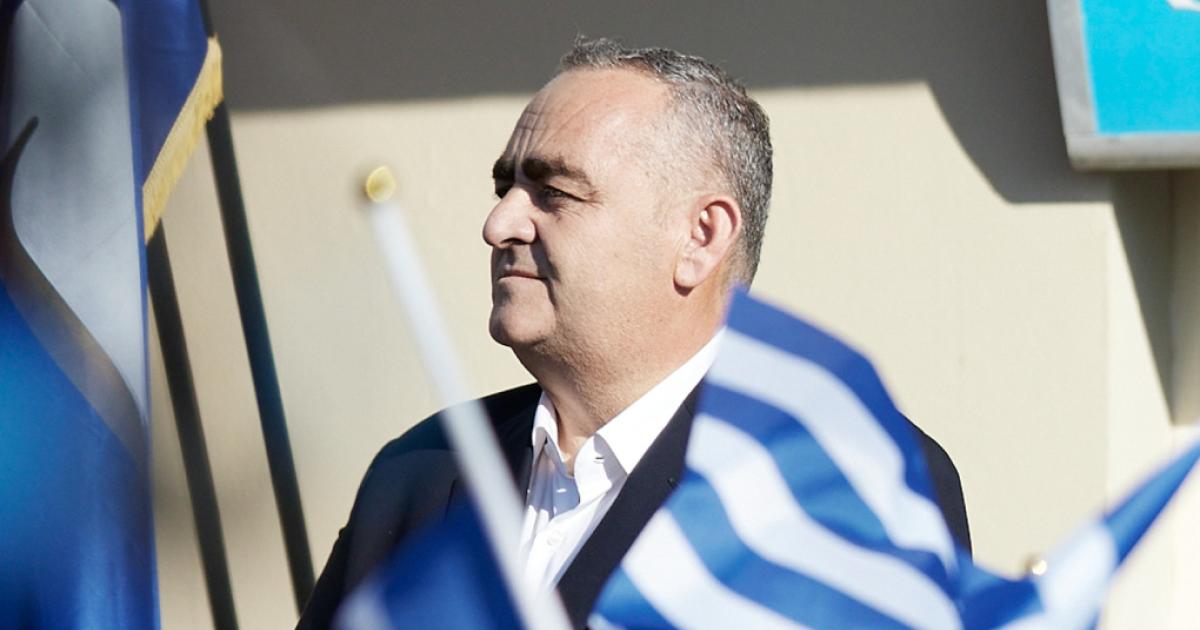 Παιχνίδια εντυπώσεων από τους Αλβανούς - Νέες καθυστερήσεις για τη χορήγηση της άδειας στον Μπελέρη
