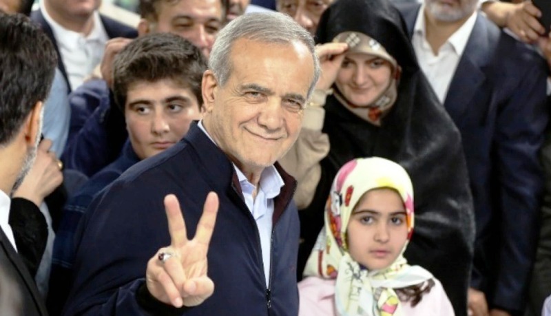 Ο νέος πρόεδρος του Ιράν Μασούντ Πεζεσκιάν θα ορκιστεί ενώπιον του κοινοβουλίου στις αρχές Αυγούστου