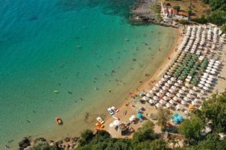 Τοποθέτησαν βόμβα σε beach bar στη Στούπα Μεσσηνίας – Ανάστατοι οι κάτοικοι μετά την έκρηξη