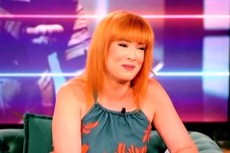 Μαριλού Κατσαφάδου: Το φλερτ μας κάνει να είμαστε ζωντανές, για να είμαστε καλά και να μεγαλώσουμε τα παιδιά μας