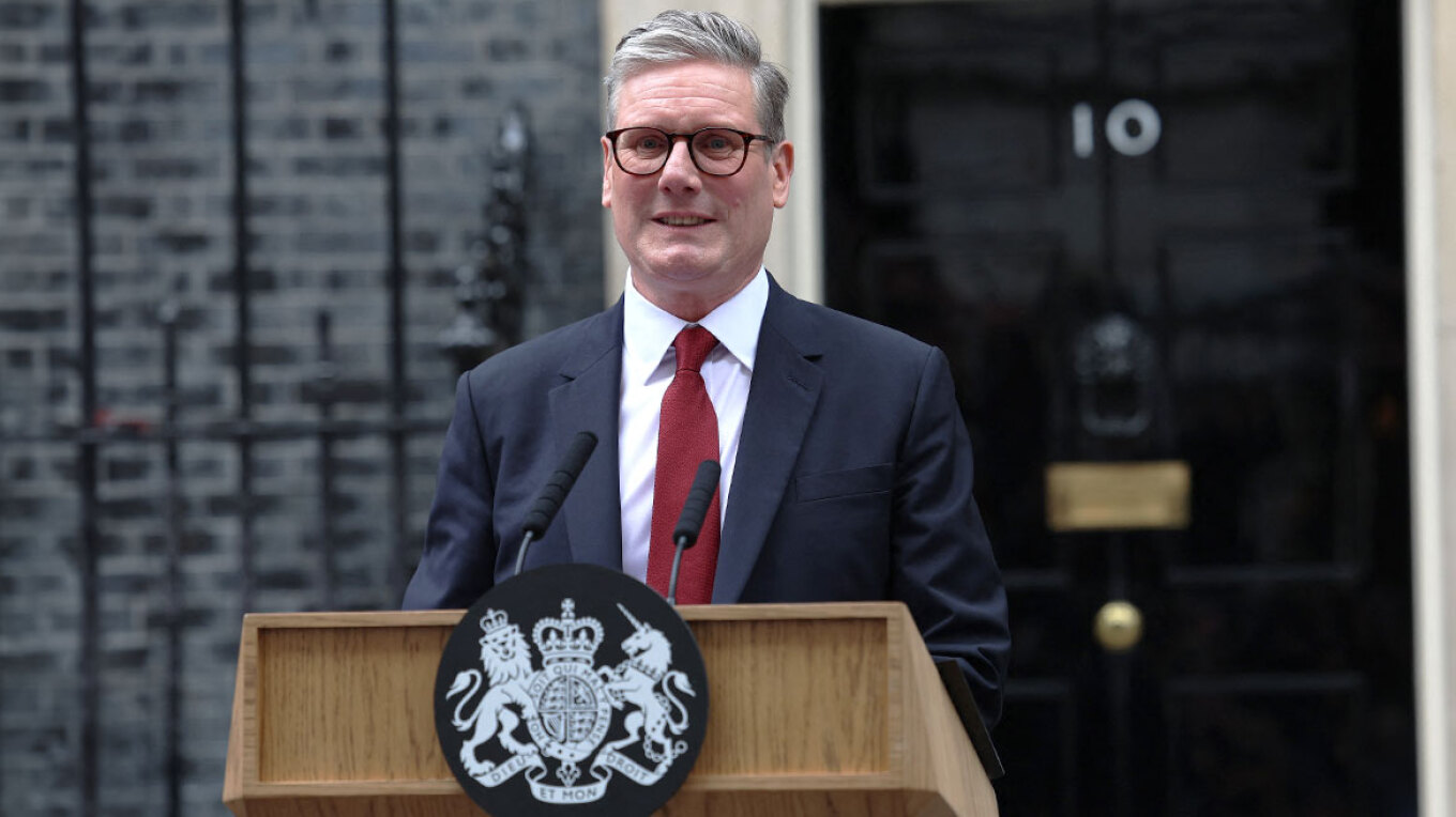 Βρετανία – Στάρμερ: «Το έργο μας είναι επείγον και αρχίζει τώρα» – Οι πρώτες δηλώσεις του νέου πρωθυπουργού